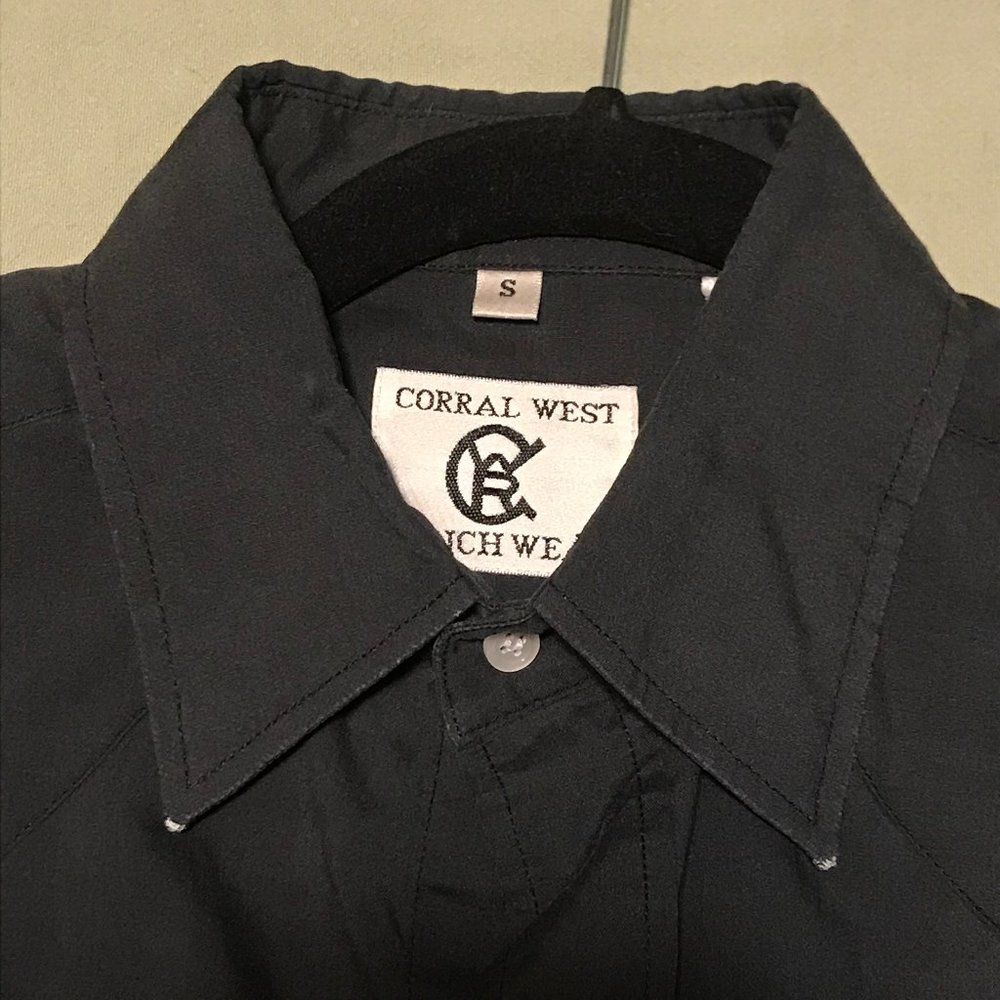 Vintage black western snap shirt Size Small